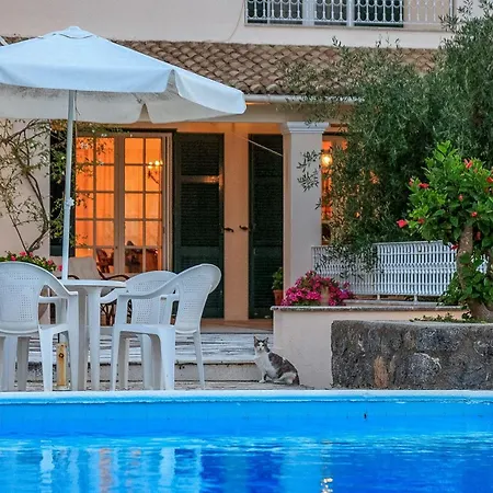 Aphrodite In Corfu * Corfu (city)