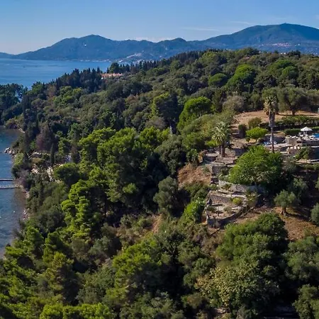 Villa Aphrodite In Corfu *